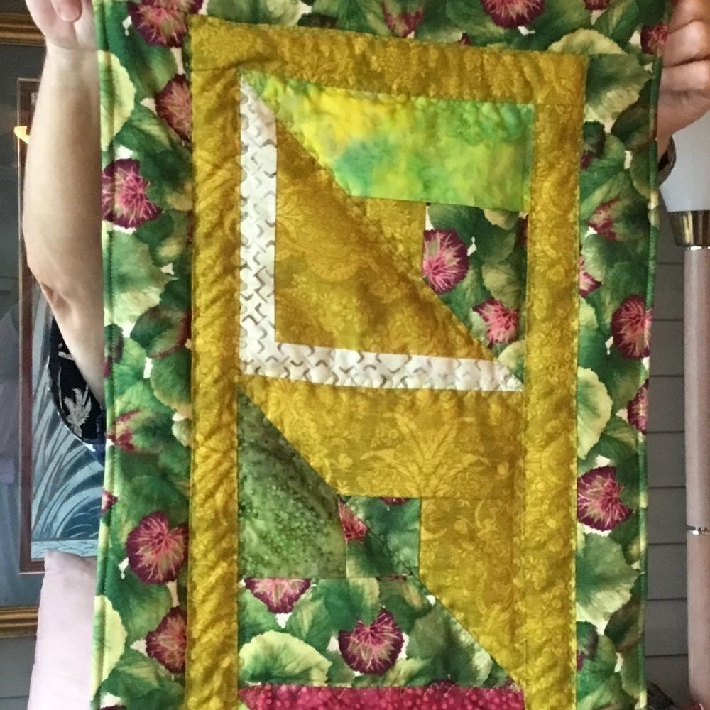 Handmade Quilted Runner Greens & Raspberry - Picture 2 of 9